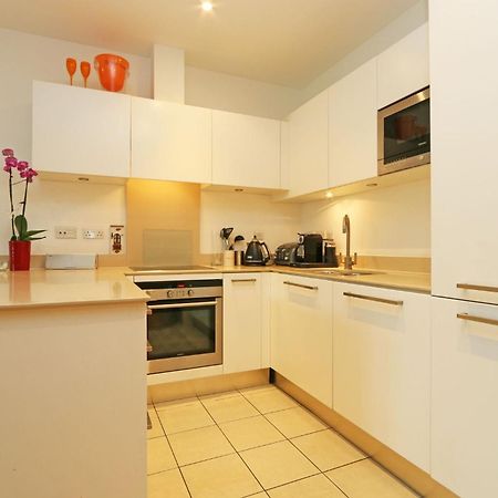 Riverside 1 Bed Apartment London Exteriör bild